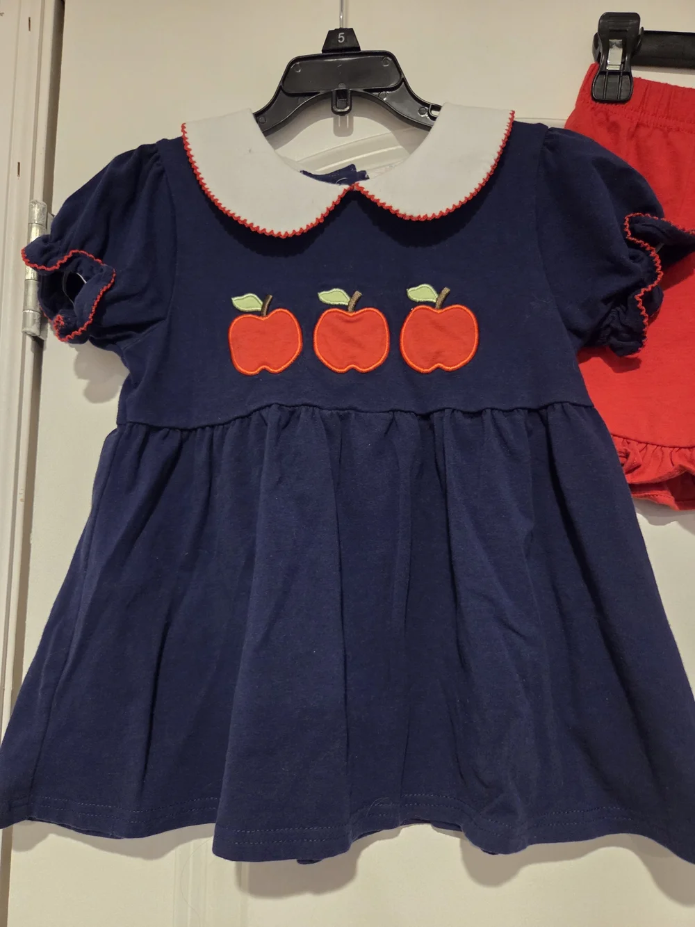Girls Stitchy Fish Navy and Red Apple Short Set Size 6